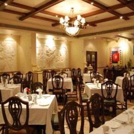 Hotel Celebrations Navi Mumbai Zewnętrze zdjęcie